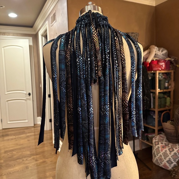 Original GoodVibeGoda Handmade Macramé Rope Black, Blue and Gold Festival Outfit - Picture 11 of 16
